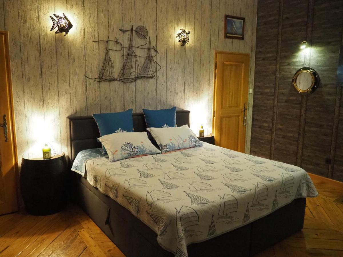 Manoir Le Refuge Bed & Breakfast Rechicourt-le-Chateau Eksteriør bilde